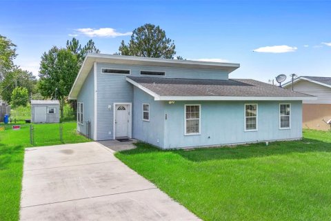 House in Ocala, Florida 3 bedrooms, 104.98 sq.m. № 1898587 - photo 1