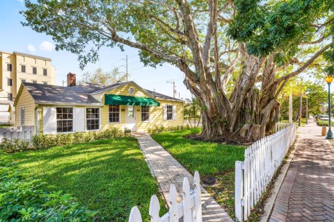 House in Delray Beach, Florida 6 bedrooms, 210.7 sq.m. № 2251459 - photo 22