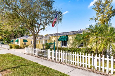 House in Delray Beach, Florida 6 bedrooms, 210.7 sq.m. № 2251459 - photo 15