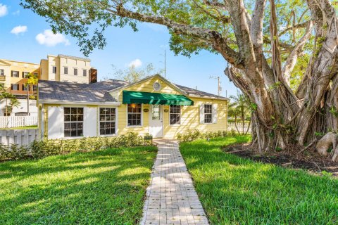 House in Delray Beach, Florida 6 bedrooms, 210.7 sq.m. № 2251459 - photo 9