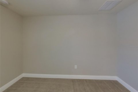 Villa ou maison à louer à Winter Haven, Floride: 4 chambres, 208.84 m2 № 1911540 - photo 13
