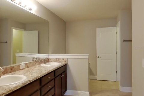 Villa ou maison à louer à Winter Haven, Floride: 4 chambres, 208.84 m2 № 1911540 - photo 11