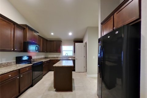 Villa ou maison à louer à Winter Haven, Floride: 4 chambres, 208.84 m2 № 1911540 - photo 5