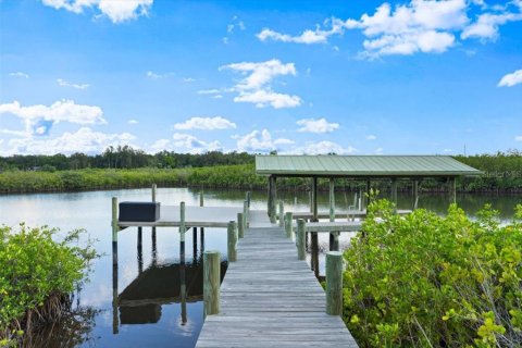 House in Port Orange, Florida 3 bedrooms, 302.03 sq.m. № 1684417 - photo 28