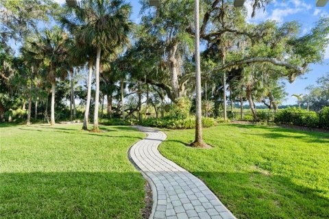 House in Port Orange, Florida 3 bedrooms, 302.03 sq.m. № 1684417 - photo 25