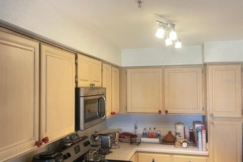 Condominio en venta en Orlando, Florida, 1 dormitorio, 79.99 m2 № 1616627 - foto 5