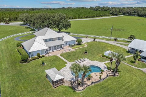 Villa ou maison à vendre à Lake City, Floride: 3 chambres, 588.07 m2 № 1902210 - photo 4
