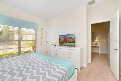 Touwnhouse à vendre à Kissimmee, Floride: 4 chambres, 176.7 m2 № 2351563 - photo 12