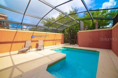 Touwnhouse à vendre à Kissimmee, Floride: 4 chambres, 176.7 m2 № 2351563 - photo 2