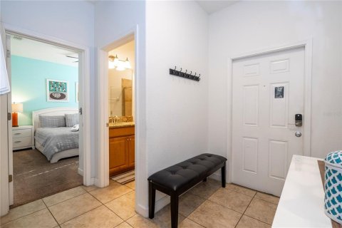 Touwnhouse à vendre à Kissimmee, Floride: 4 chambres, 176.7 m2 № 2351563 - photo 21