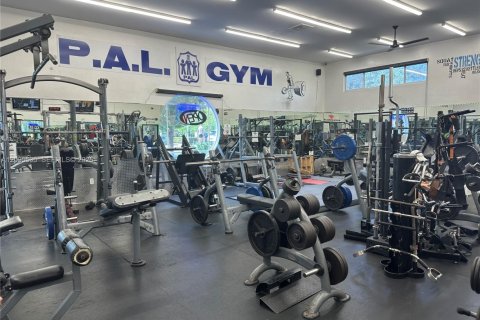Condo in Miami Beach, Florida, 1 bedroom  № 2392105 - photo 16