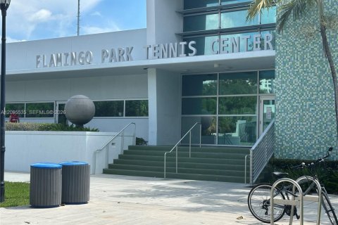 Condo in Miami Beach, Florida, 1 bedroom  № 2392105 - photo 19