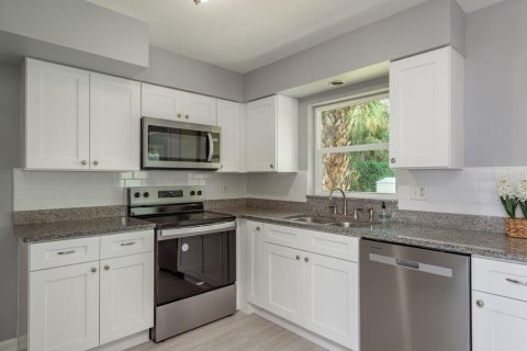 Casa en venta en Palm Harbor, Florida, 2 dormitorios, 91.79 m2 № 1854169 - foto 14