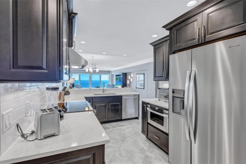 Condo in Sarasota, Florida, 1 bedroom № 2152098 - photo 18