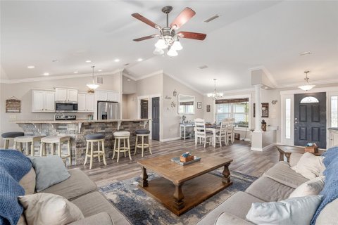 Villa ou maison à vendre à Fort White, Floride: 3 chambres, 258.64 m2 № 1532957 - photo 8