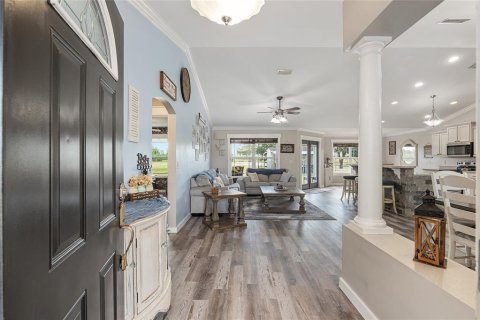 Villa ou maison à vendre à Fort White, Floride: 3 chambres, 258.64 m2 № 1532957 - photo 3