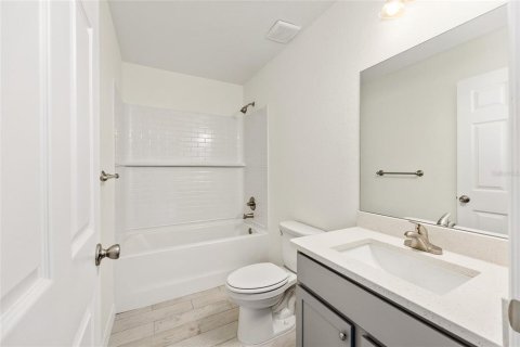 House in Ocala, Florida 3 bedrooms, 101.36 sq.m. № 1915703 - photo 24