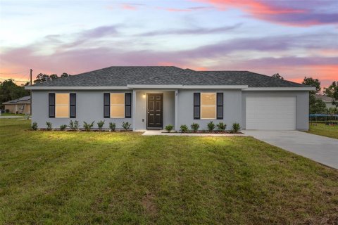 House in Ocala, Florida 3 bedrooms, 101.36 sq.m. № 1915703 - photo 1