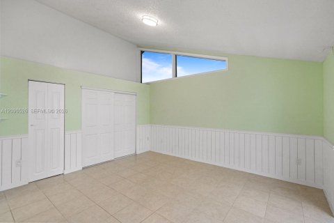 Touwnhouse à vendre à Boca Raton, Floride: 3 chambres, 123.1 m2 № 2390161 - photo 19