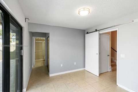Touwnhouse à vendre à Boca Raton, Floride: 3 chambres, 123.1 m2 № 2390161 - photo 30