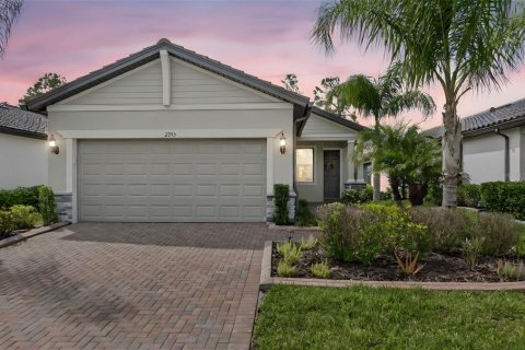 Casa en North Port, Florida 2 dormitorios, 147.16 m2 № 2151730