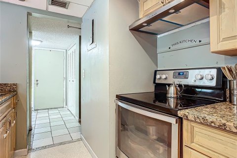 Copropriété à vendre à Deltona, Floride: 2 chambres, 83.33 m2 № 1888473 - photo 16