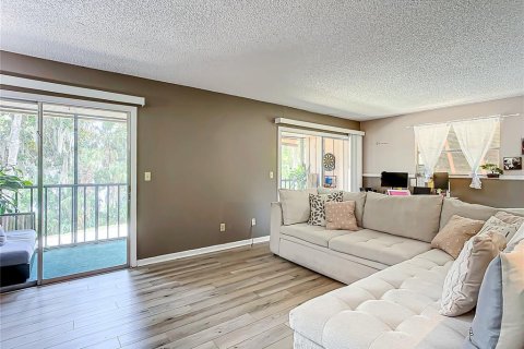 Copropriété à vendre à Deltona, Floride: 2 chambres, 83.33 m2 № 1888473 - photo 19