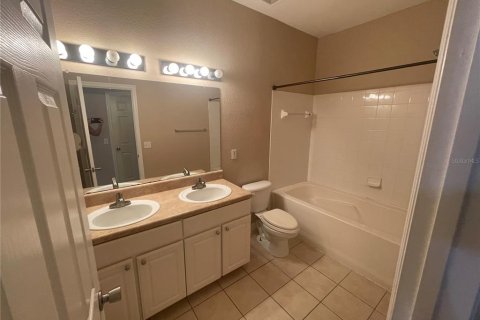 Adosado en alquiler en Gainesville, Florida, 2 dormitorios, 118.45 m2 № 1800012 - foto 13