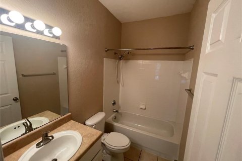 Adosado en alquiler en Gainesville, Florida, 2 dormitorios, 118.45 m2 № 1800012 - foto 10
