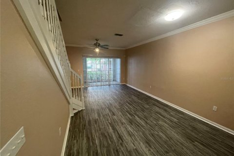 Adosado en alquiler en Gainesville, Florida, 2 dormitorios, 118.45 m2 № 1800012 - foto 4