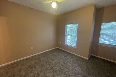 Adosado en alquiler en Gainesville, Florida, 2 dormitorios, 118.45 m2 № 1800012 - foto 9
