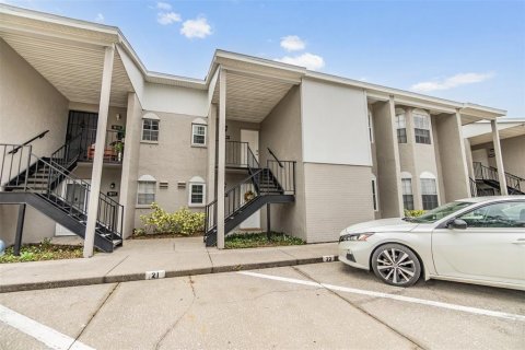 Condo in Tampa, Florida, 2 bedrooms  № 1774001 - photo 30
