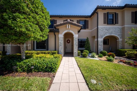 Townhouse in Homestead, Florida 3 bedrooms, 123.19 sq.m. № 1743857 - photo 1