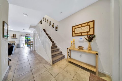 Townhouse in Homestead, Florida 3 bedrooms, 123.19 sq.m. № 1743857 - photo 2