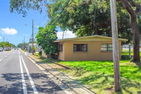 Commercial property in Sanford, Florida 163.32 sq.m. № 1913426 - photo 4