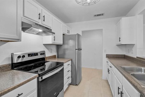 Купить кондоминиум в Сарасота, Флорида 5 комнат, 97.45м2, № 1907783 - фото 7