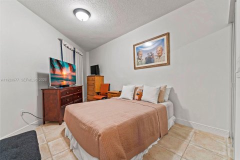 Condo in Doral, Florida, 3 bedrooms  № 2059865 - photo 26