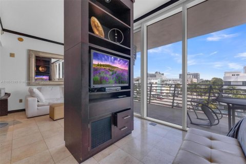 Купить кондоминиум в Майами-Бич, Флорида 46.45м2, № 1854844 - фото 18