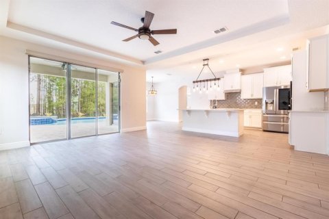 House in Winter Garden, Florida 5 bedrooms, 311.59 sq.m. № 2228178 - photo 6