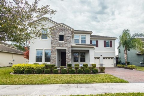 House in Winter Garden, Florida 5 bedrooms, 311.59 sq.m. № 2228178