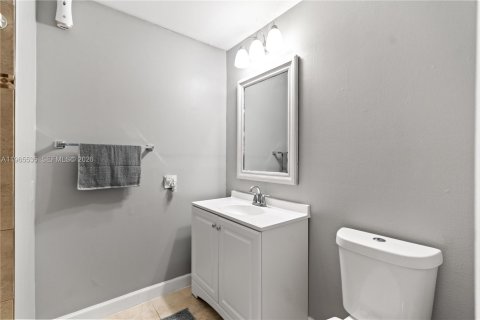 Townhouse in Pembroke Pines, Florida 3 bedrooms, 140.38 sq.m. № 2027069 - photo 21