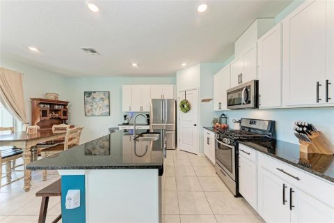 Villa ou maison à vendre à Palmetto, Floride: 4 chambres, 236.16 m2 № 1759641 - photo 11