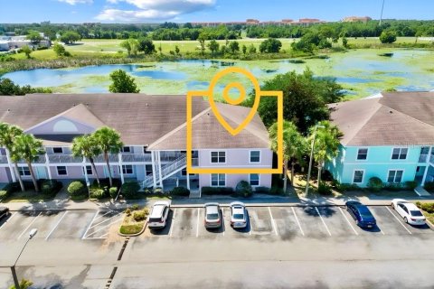 Condominio en venta en Kissimmee, Florida, 3 dormitorios, 153.29 m2 № 1521405 - foto 1