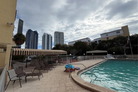 Copropriété à louer à Sunny Isles Beach, Floride: 1 chambre, 50.72 m2 № 1996410 - photo 19