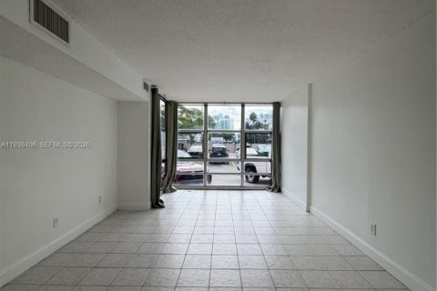 Copropriété à louer à Sunny Isles Beach, Floride: 1 chambre, 50.72 m2 № 1996410 - photo 2