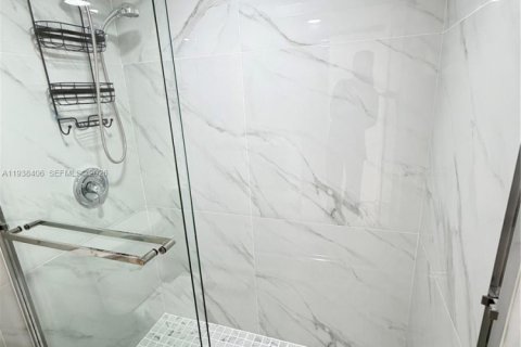 Copropriété à louer à Sunny Isles Beach, Floride: 1 chambre, 50.72 m2 № 1996410 - photo 15