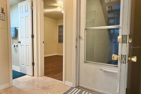 Condo in Tampa, Florida, 2 bedrooms  № 2238842 - photo 3