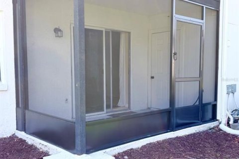 Condo in Tampa, Florida, 2 bedrooms  № 2238842 - photo 8