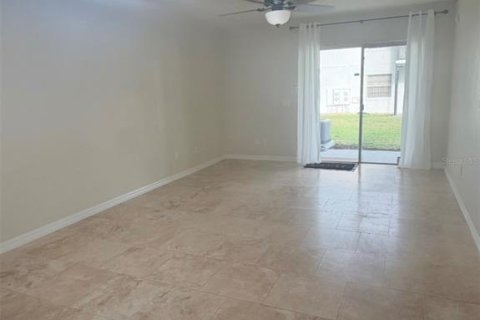 Condo in Tampa, Florida, 2 bedrooms  № 2238842 - photo 7