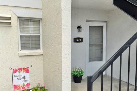 Condo in Tampa, Florida, 2 bedrooms № 2238842